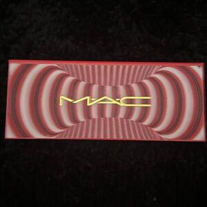 Shimmer Trio Pressed Highlighter Palette - Gold & Bronze Shades